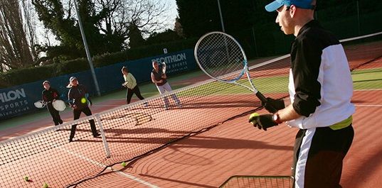 Групповые занятия по теннису для взрослых