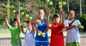 Уроки тенниса в школе Чемпионов