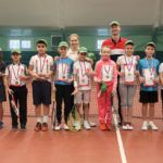 Дети на уроках тенниса в Чемпион